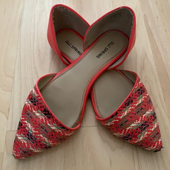 Women’s flats